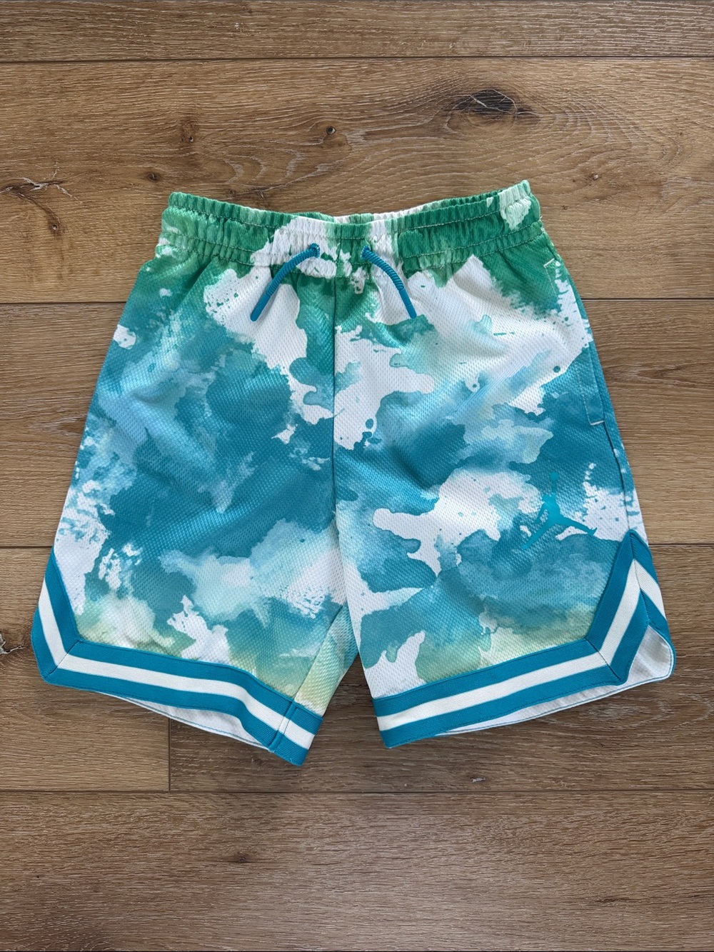 Jordan Watercolor Remix shorts. Youth Size S
